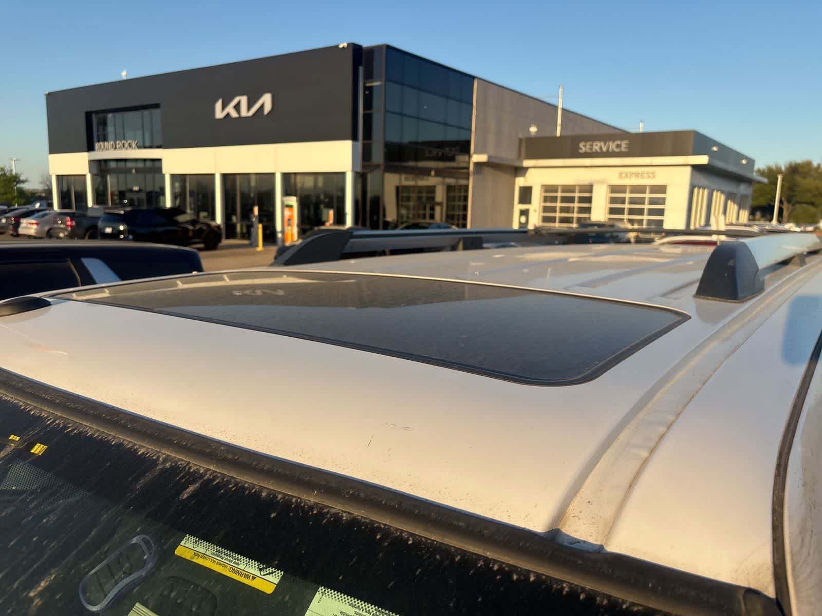Used 2016 Lincoln Navigator L Select RWD image 14