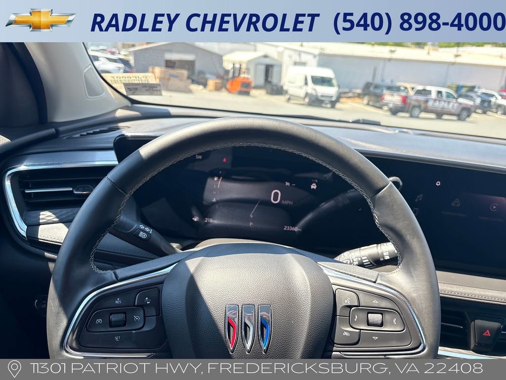 Used 2025 Buick Encore GX Preferred AWD/4WD image 6