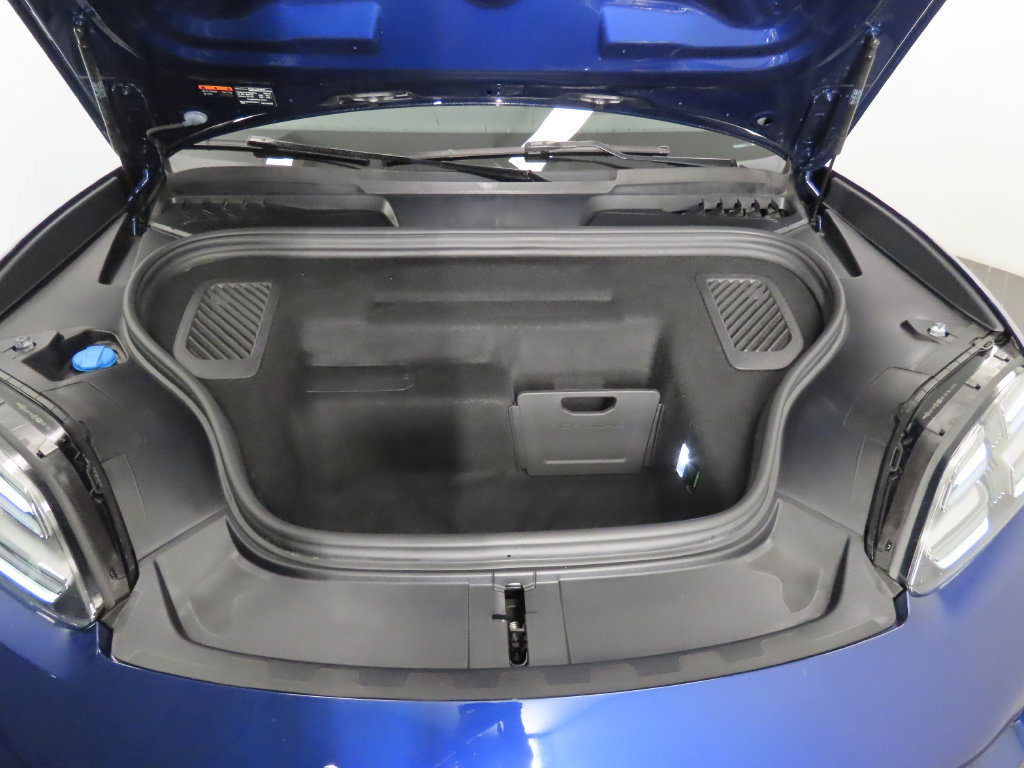 Used 2024 Porsche Macan 4 Electric AWD/4WD image 52