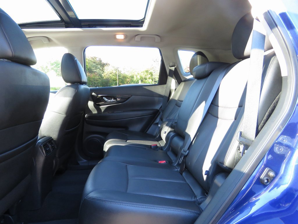 Used 2019 Nissan Rogue SL w/ Premium Package image 20