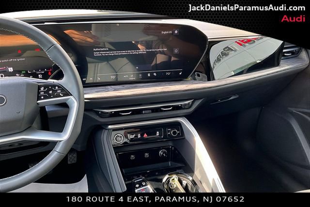 Used 2025 Audi Q5 Premium w/ Convenience Package AWD/4WD image 6