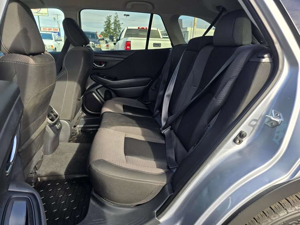 Used 2022 Subaru Outback Premium AWD/4WD image 16