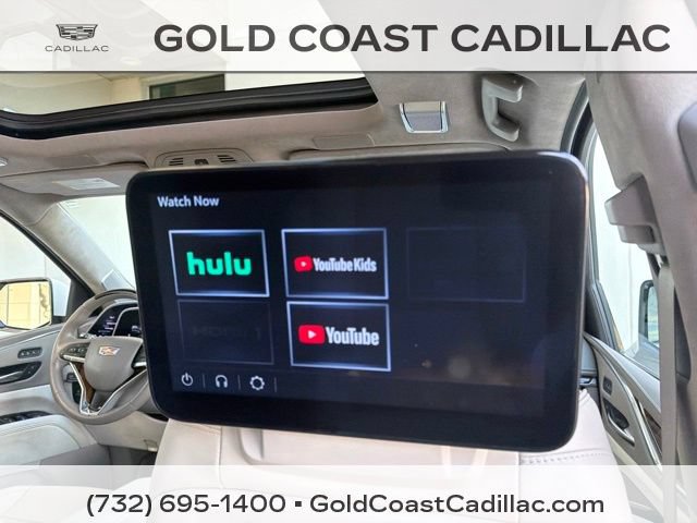 Used 2024 Cadillac Escalade Premium Luxury Platinum AWD/4WD image 10