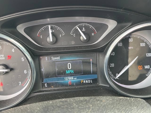 Used 2019 Buick Envision Essence w/ LPO, Cargo Package FWD image 9