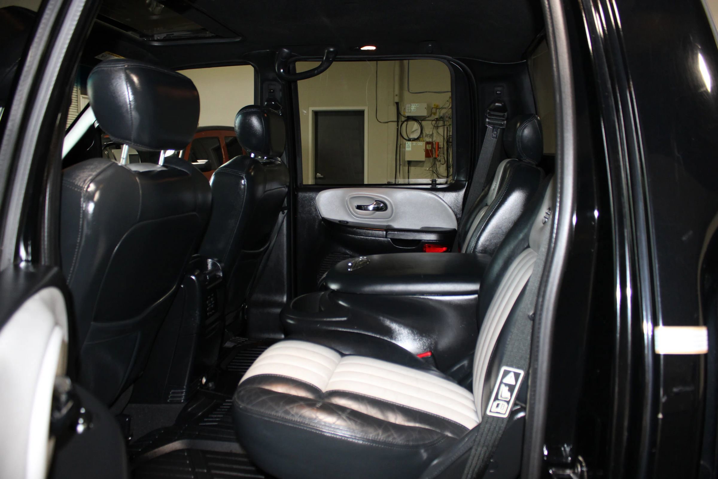 Used 2003 Ford F150 Harley-Davidson RWD image 26