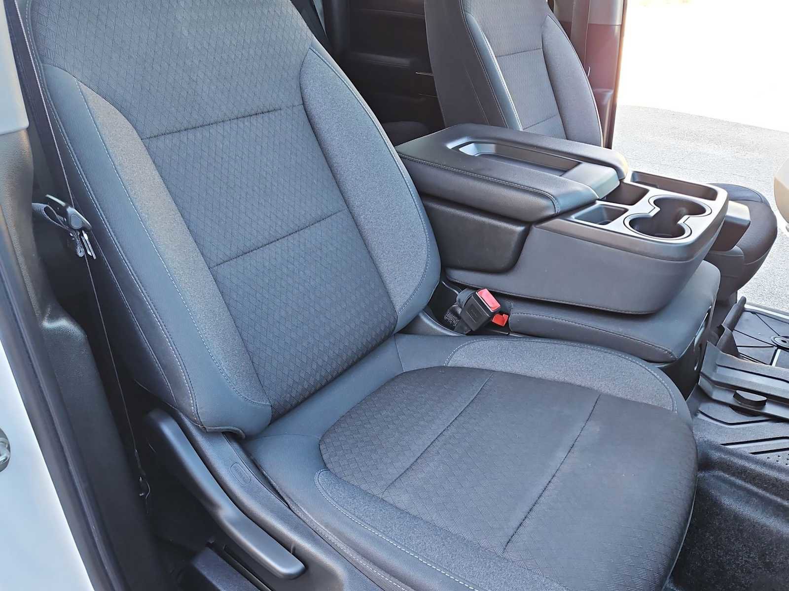 Used 2019 Chevrolet Silverado 1500 RST image 22