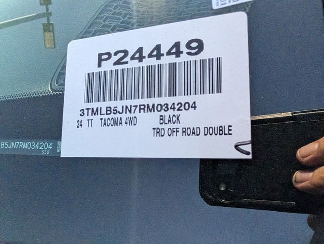 Used 2024 Toyota Tacoma TRD Off-Road AWD/4WD image 36