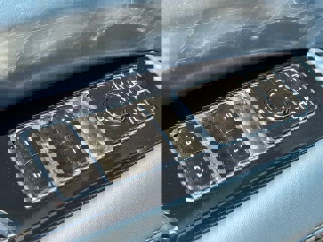 New 2025 Cadillac Escalade IQ Luxury 2 image 18