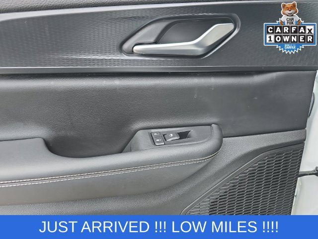 Used 2023 Jeep Grand Cherokee Laredo AWD/4WD image 15
