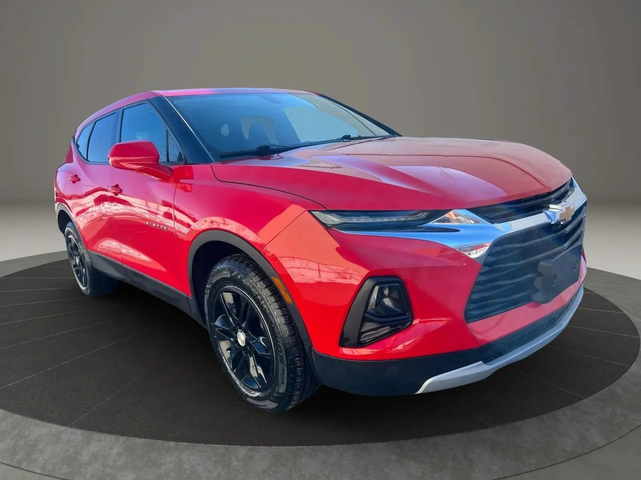Used 2019 Chevrolet Blazer LT AWD/4WD image 3