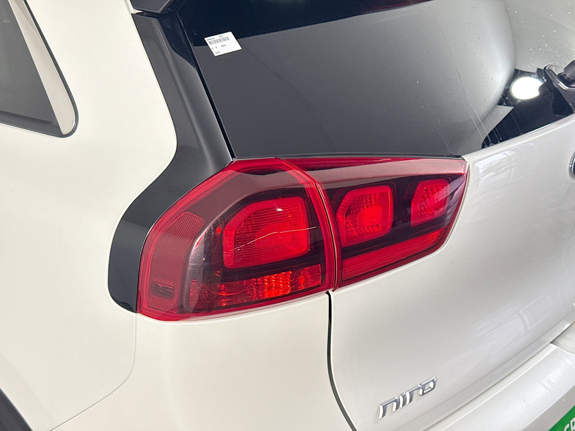 Used 2020 Kia Niro EX w/ Cold Weather Package image 36