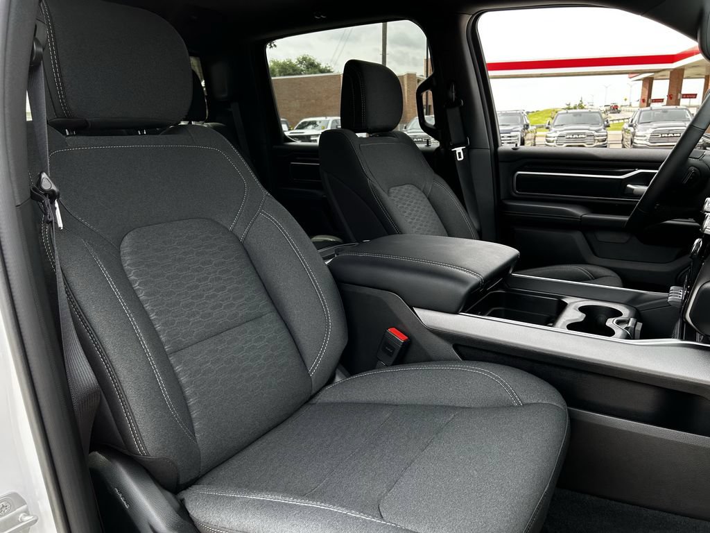 Used 2026 RAM 1500 Lone Star RWD image 31