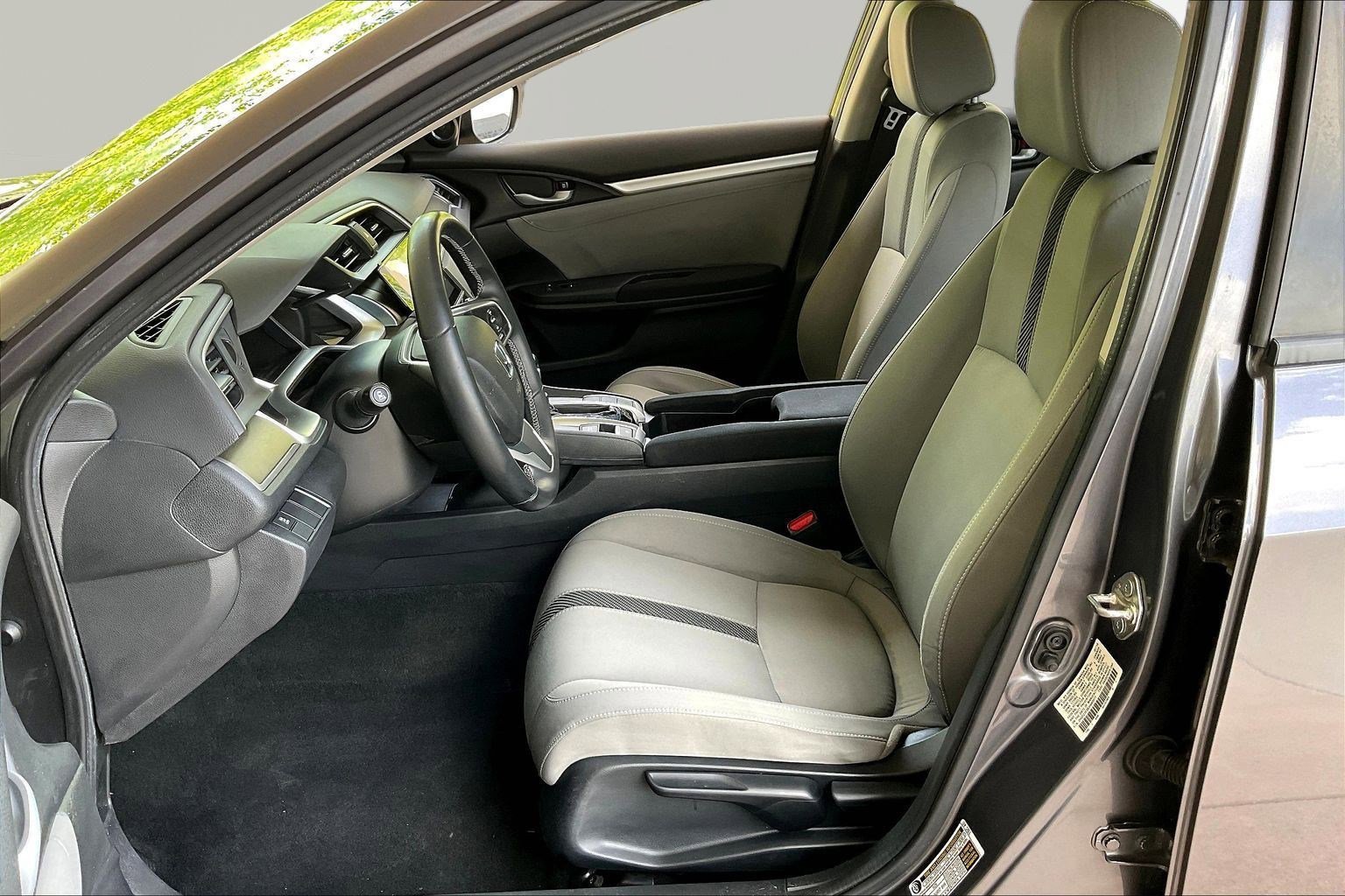 Used 2018 Honda Civic EX-T image 19