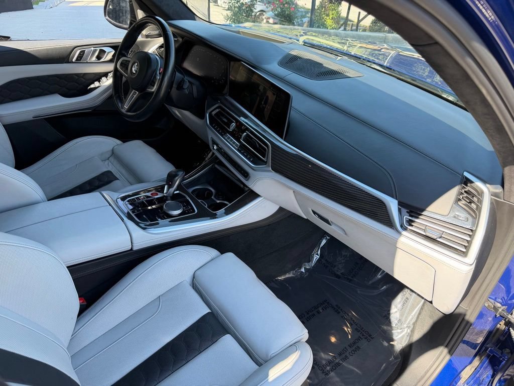 Used 2022 BMW X5 M w/ Executive Package AWD/4WD image 33