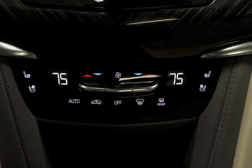 Used 2023 Cadillac XT6 Premium Luxury w/ Technology Package image 34