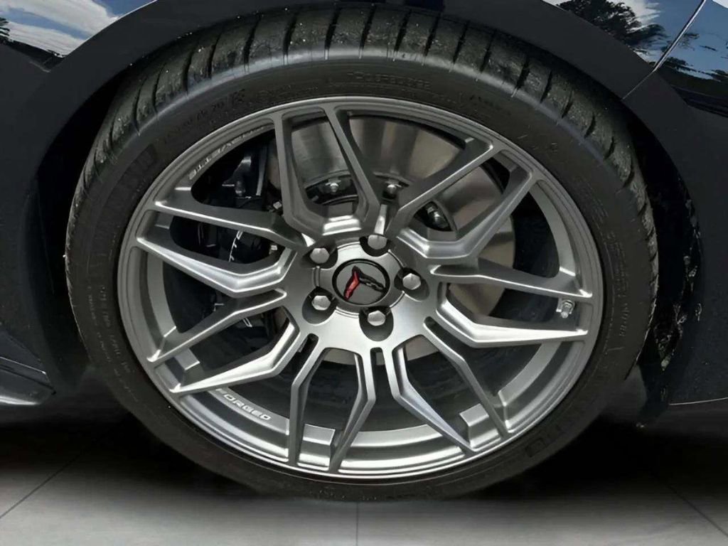 Used 2026 Chevrolet Corvette Z06 RWD image 28