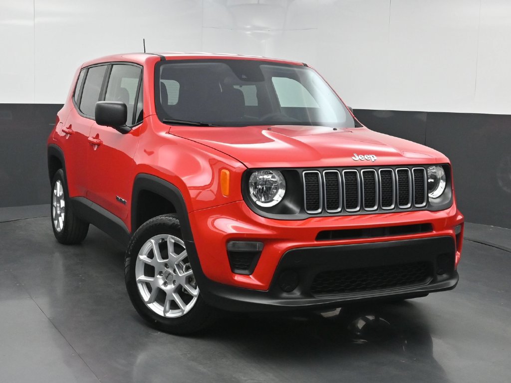 Used 2023 Jeep Renegade Latitude AWD/4WD image 36