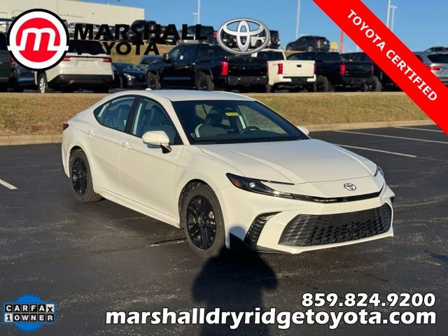 Certified 2025 Toyota Camry SE image 1