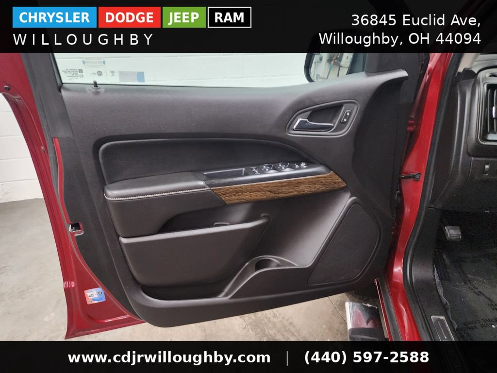 Used 2017 GMC Canyon Denali AWD/4WD image 11