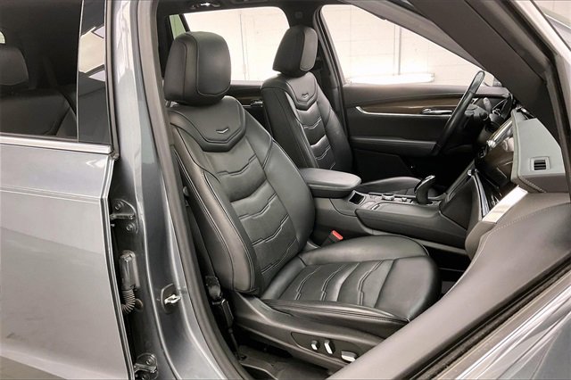 Used 2020 Cadillac XT6 Premium Luxury w/ Platinum Package image 7
