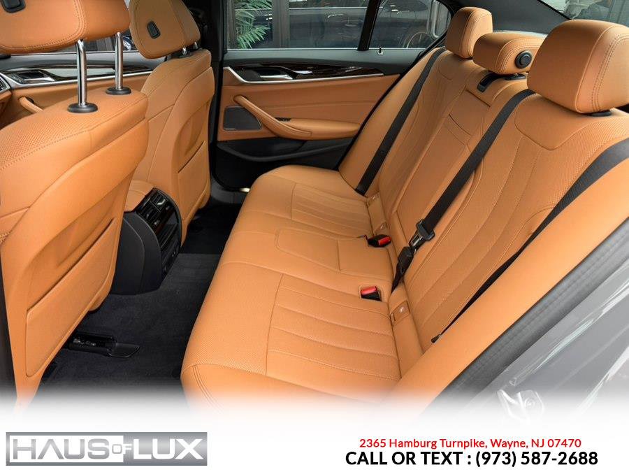 Used 2022 BMW 530i xDrive w/ Premium Package AWD/4WD image 12