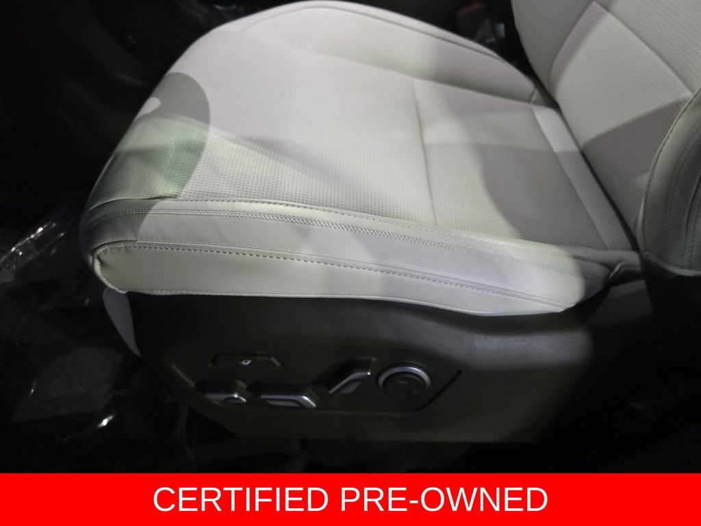 Used 2025 Hyundai Santa Fe Calligraphy FWD image 31