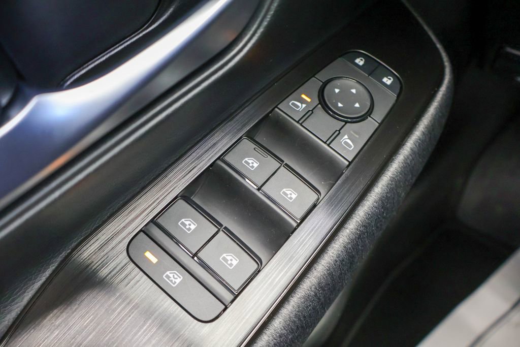 New 2026 Nissan Kicks SV image 13