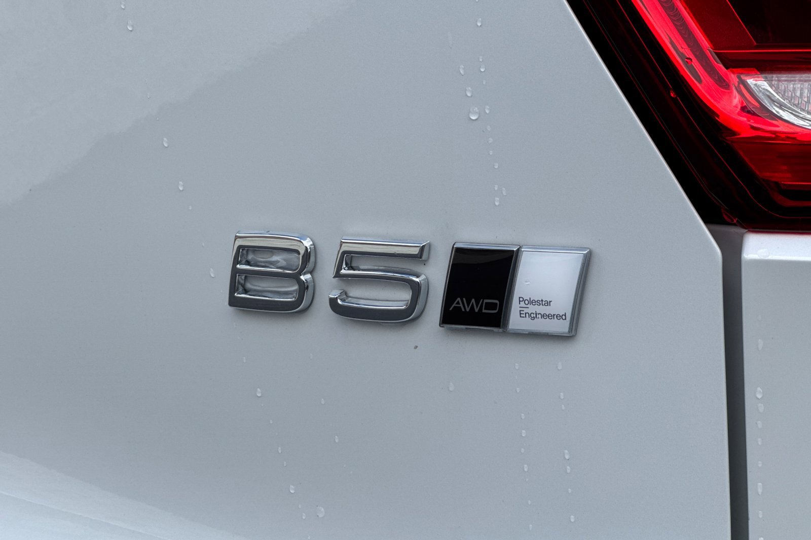 New 2025 Volvo XC40 B5 Ultra image 7