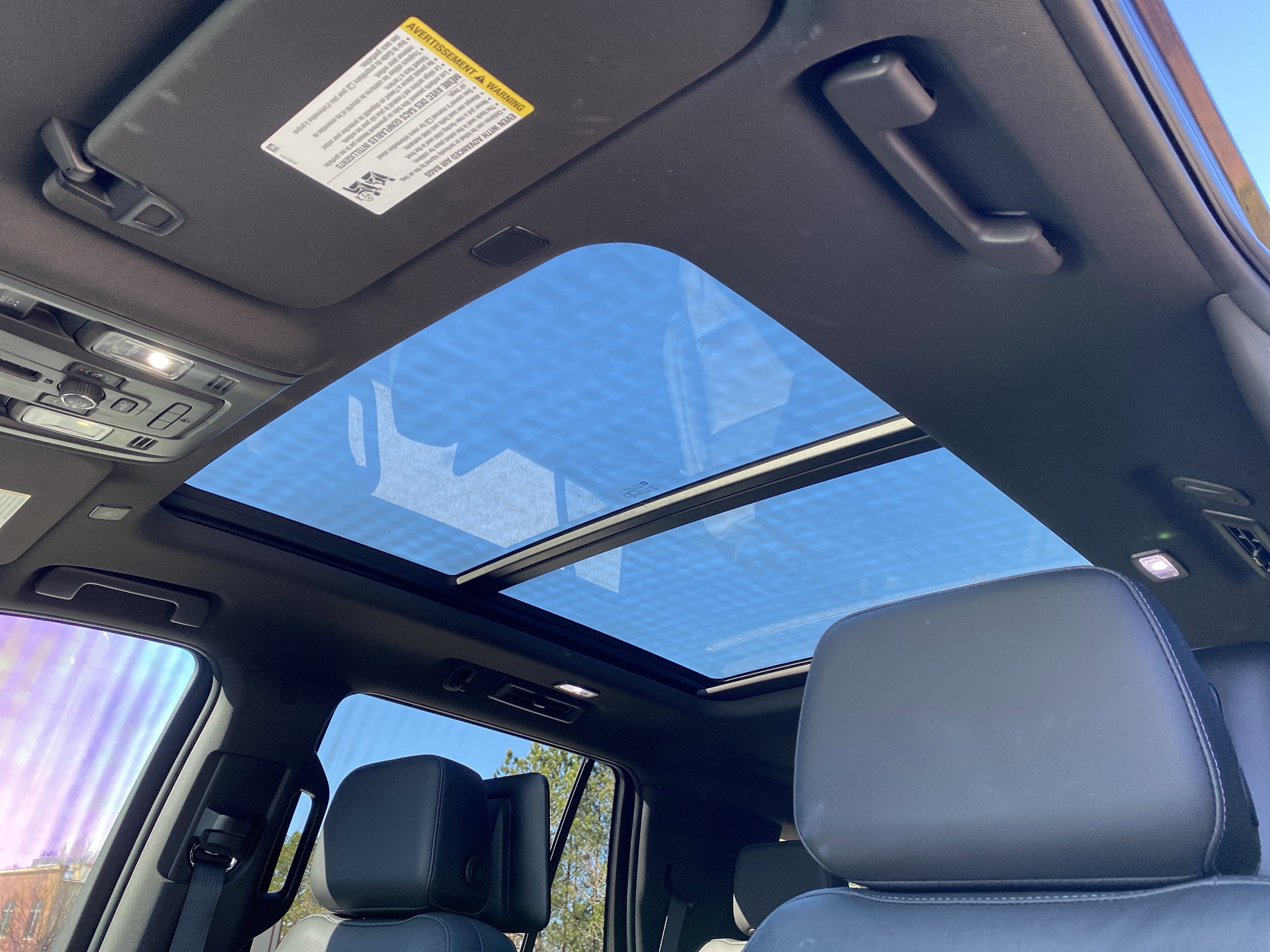 Used 2021 Chevrolet Tahoe Z71 w/ Z71 Off-Road Package image 9