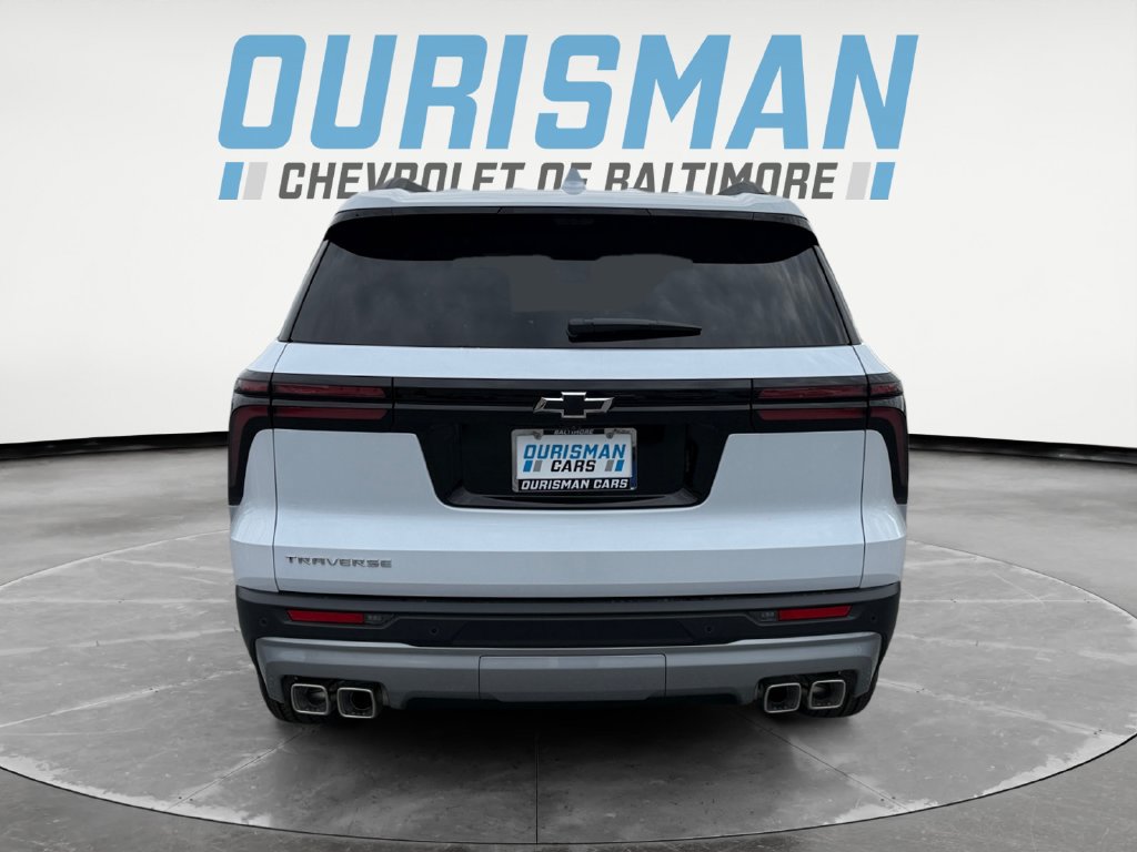 New 2027 Chevrolet Traverse LT w/ Driver Confidence Package FWD image 5
