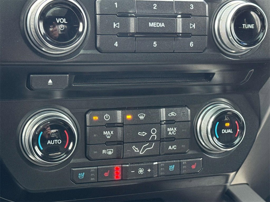 Used 2017 Ford F250 Platinum image 23