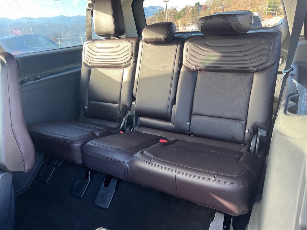 New 2025 Ford Expedition Max Platinum w/ Platinum Ultimate Package AWD/4WD image 19