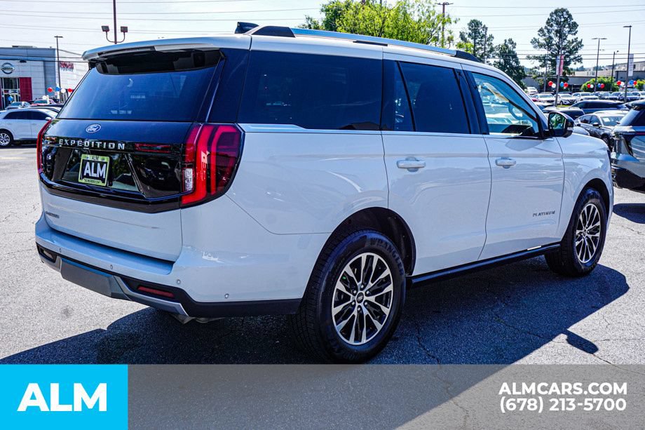 Used 2025 Ford Expedition Platinum AWD/4WD image 6