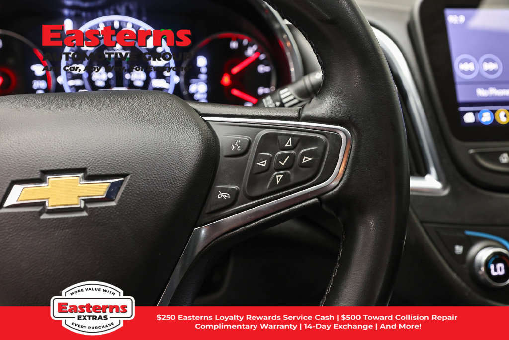 Used 2024 Chevrolet Malibu LT FWD image 17