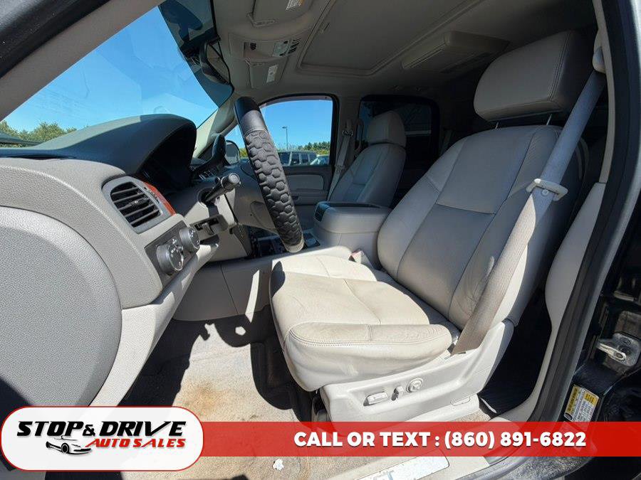 Used 2009 Chevrolet Tahoe LTZ image 16