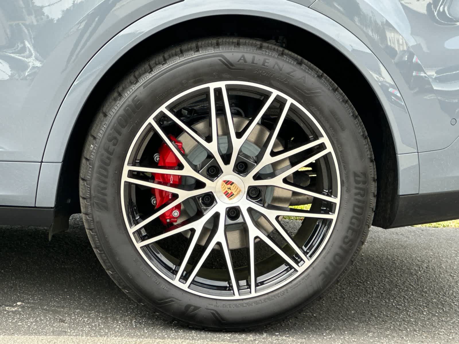 New 2026 Porsche Cayenne S AWD/4WD image 32