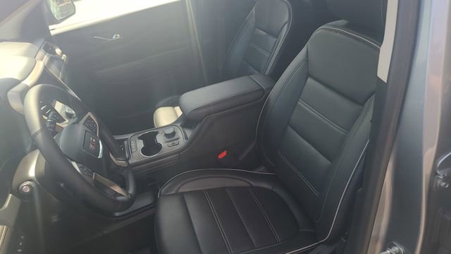 Used 2023 GMC Acadia Denali AWD/4WD image 14