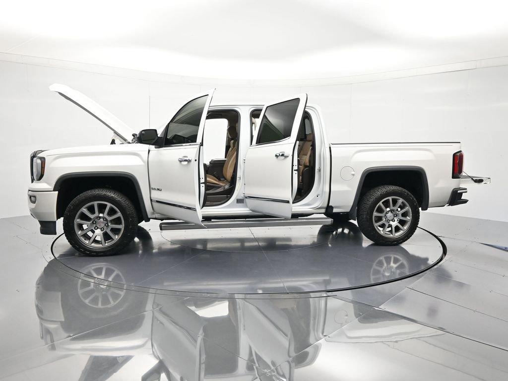 Used 2018 GMC Sierra 1500 Denali AWD/4WD image 48