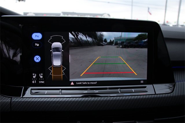 Used 2024 Volkswagen Golf R image 22