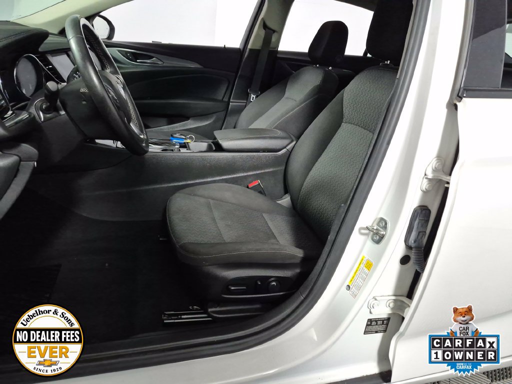 Used 2019 Buick Regal Preferred w/ Driver Confidence Package I FWD image 9