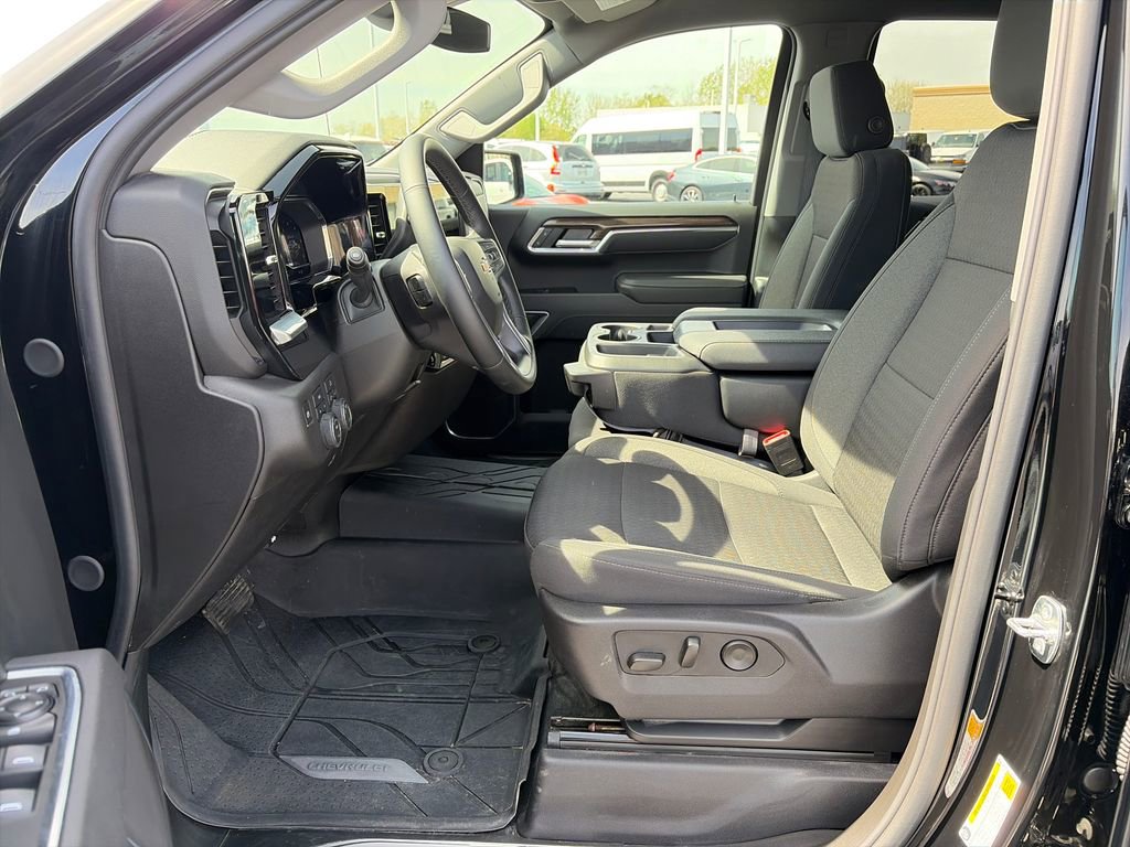 New 2025 Chevrolet Silverado 1500 LT w/ All Star Edition Plus AWD/4WD image 14