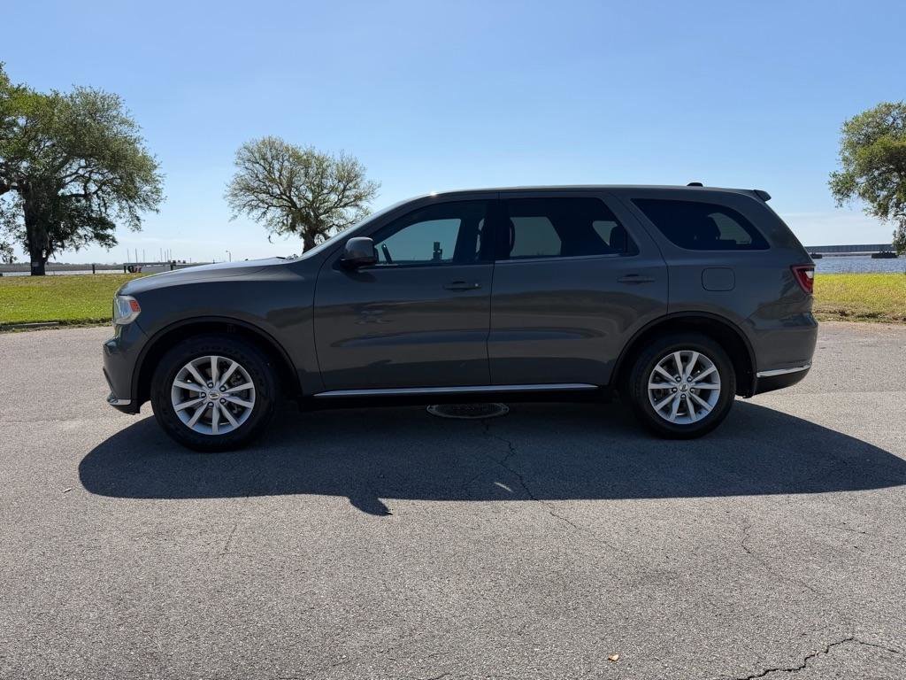 Used 2020 Dodge Durango SXT w/ 3rd Row Seating Group RWD image 2