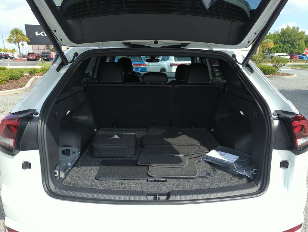 New 2026 Volkswagen Atlas Cross Sport SEL R-Line AWD/4WD image 19