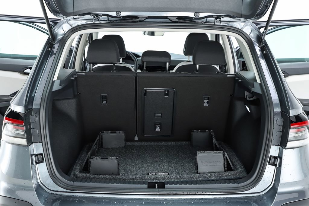 New 2025 Volkswagen Taos S image 29