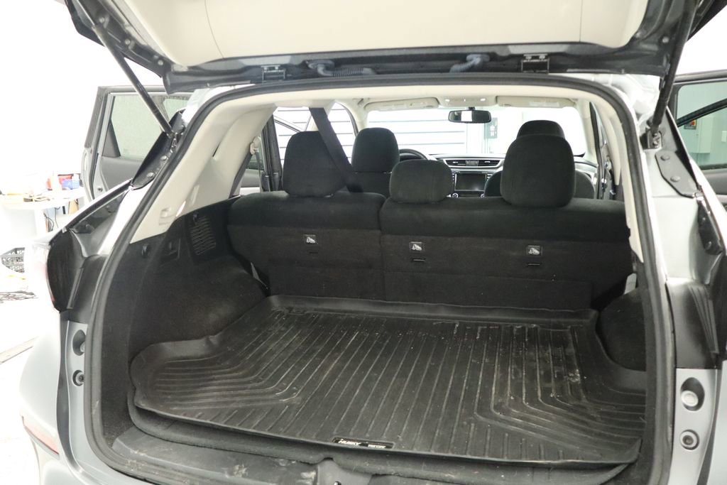 Used 2019 Nissan Murano SV AWD/4WD image 25