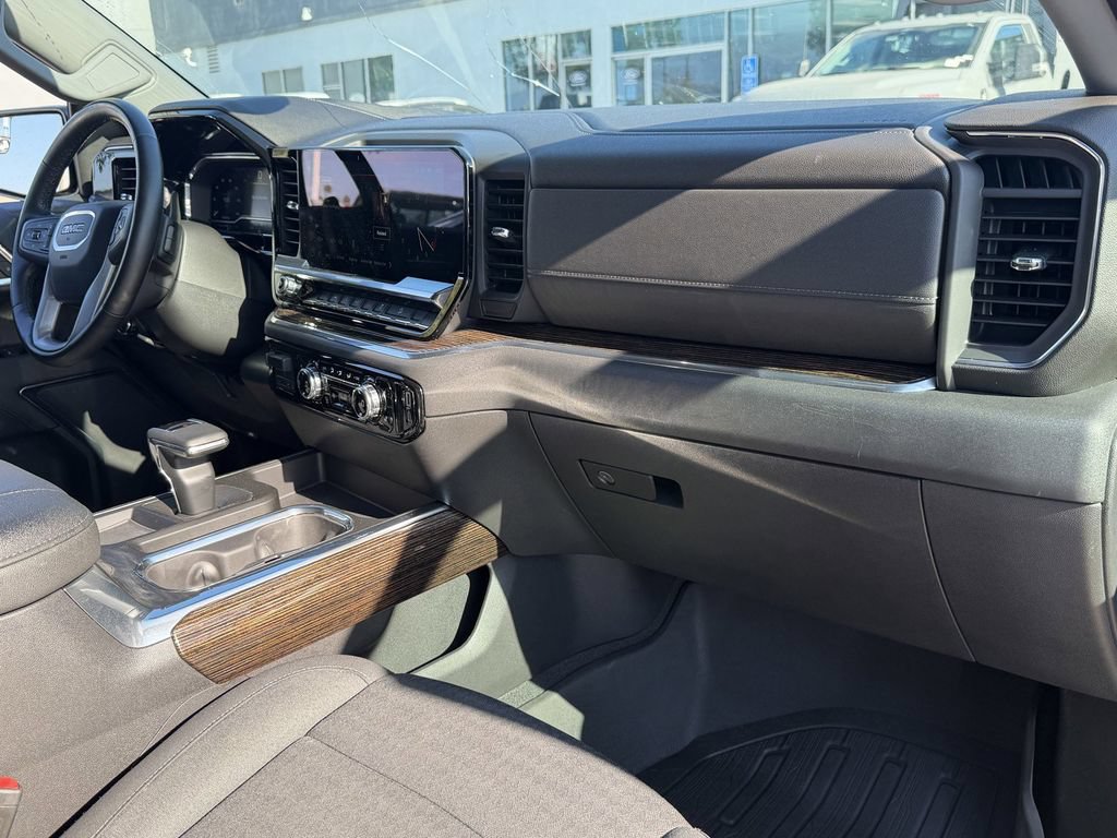 Used 2023 GMC Sierra 1500 Elevation AWD/4WD image 7