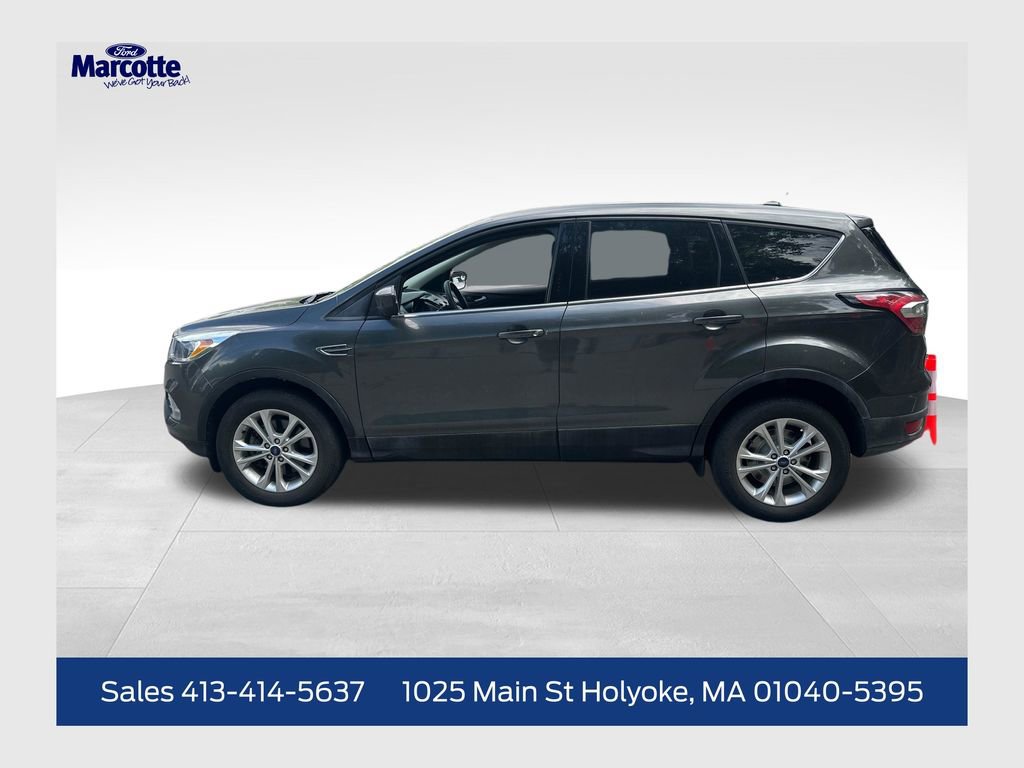 Used 2017 Ford Escape SE AWD/4WD image 1