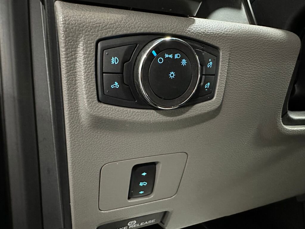 Used 2019 Ford F250 XLT w/ XLT Value Package image 15