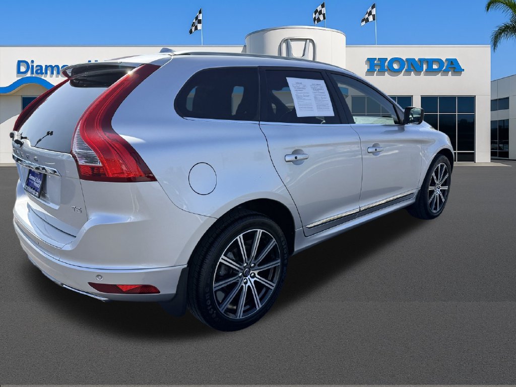 Used 2016 Volvo XC60 T5 Premier w/ Proximity Package FWD image 8