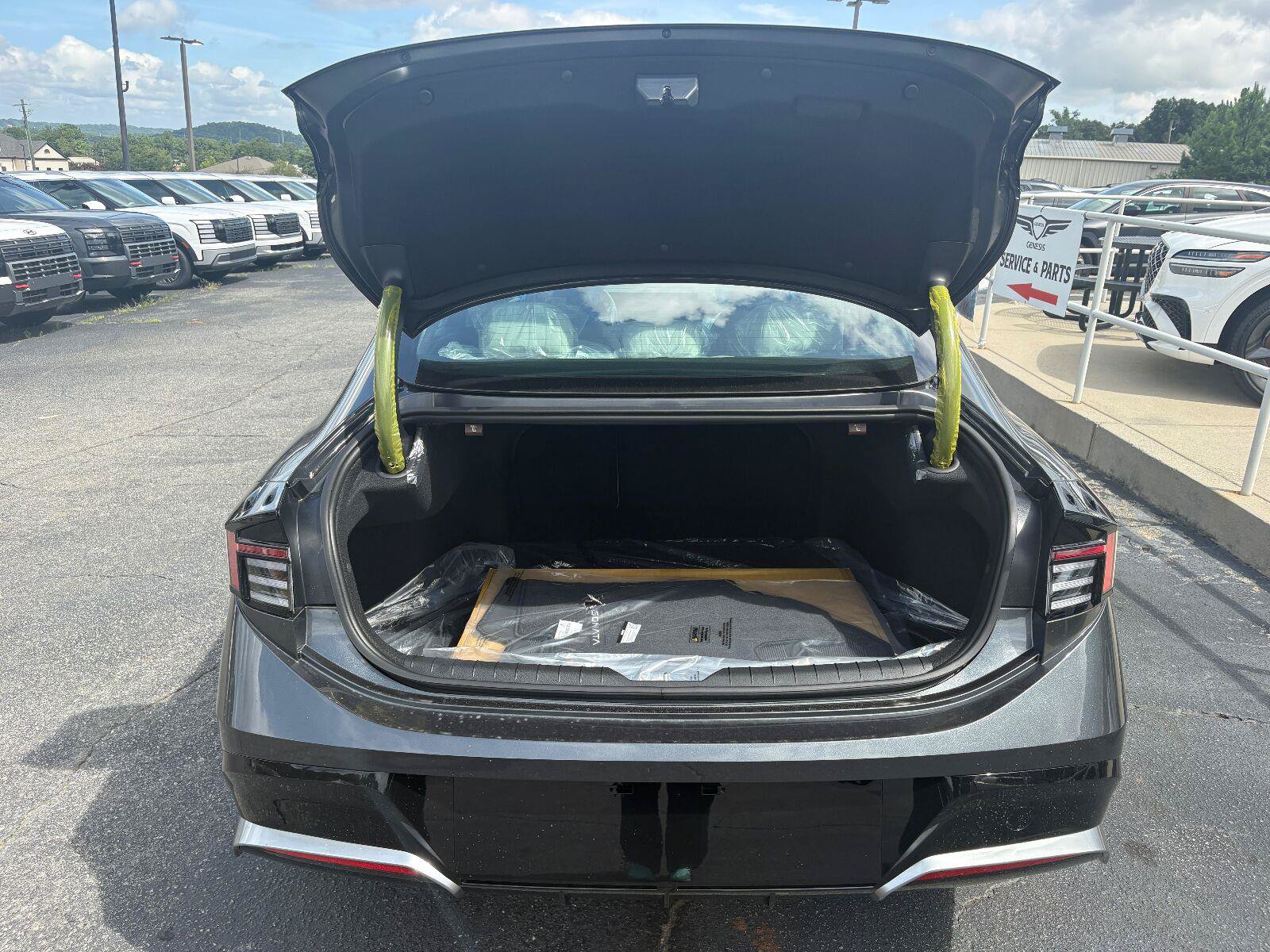 New 2026 Hyundai Sonata SEL FWD image 9